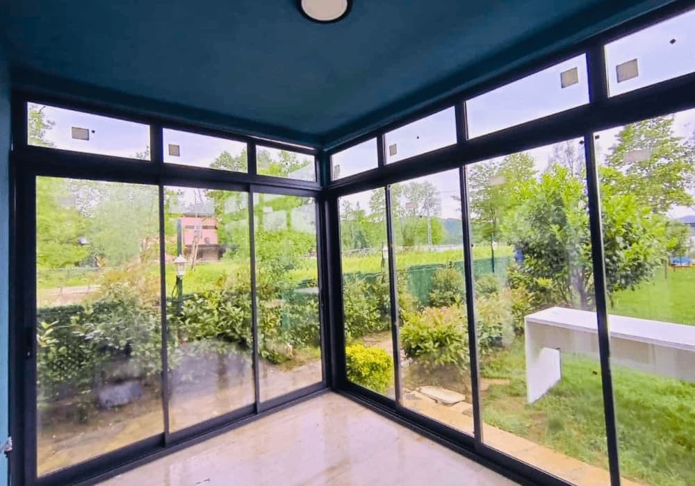 Başakşehir — Eşiksiz Sürme Cam Balkon — Çelikpen referans uygulaması